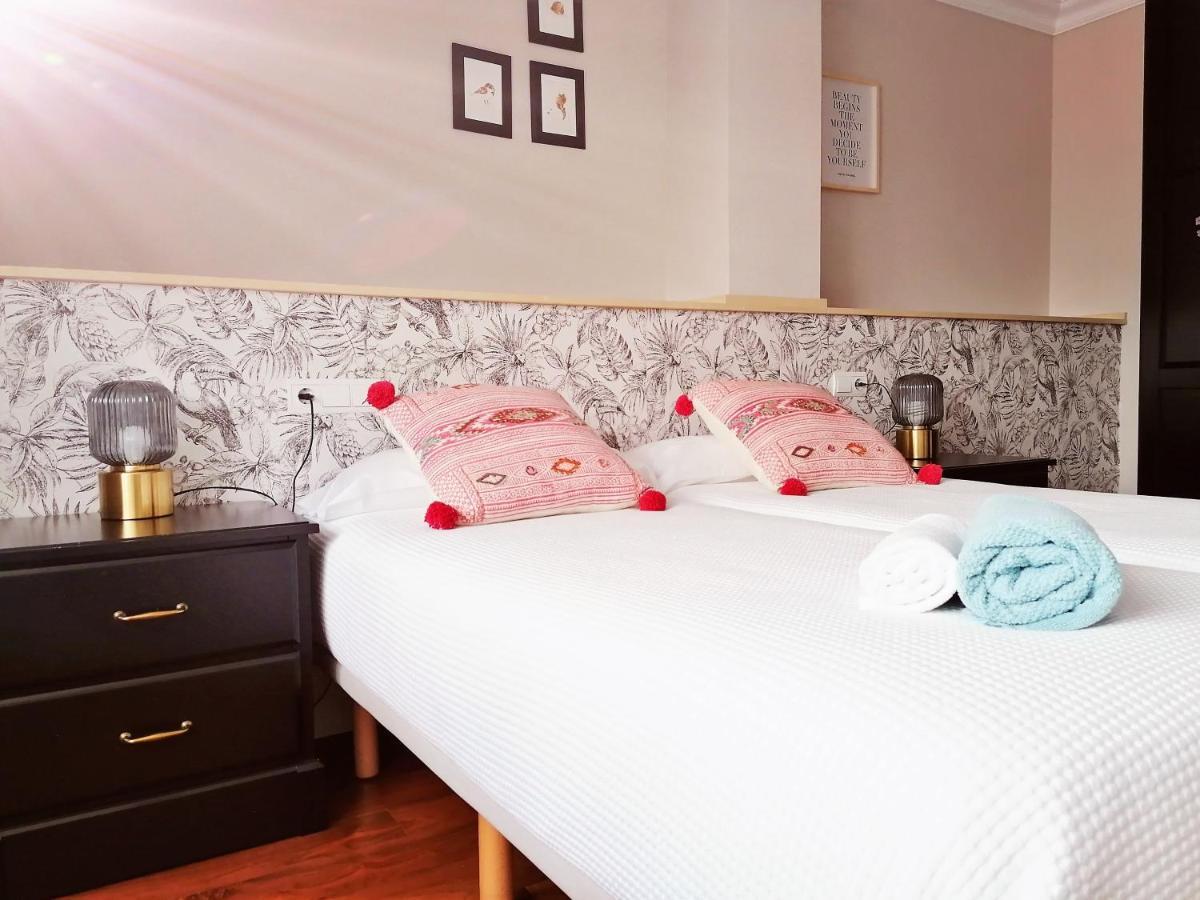 El Sumiciu Apartment อาบีเลส ภายนอก รูปภาพ